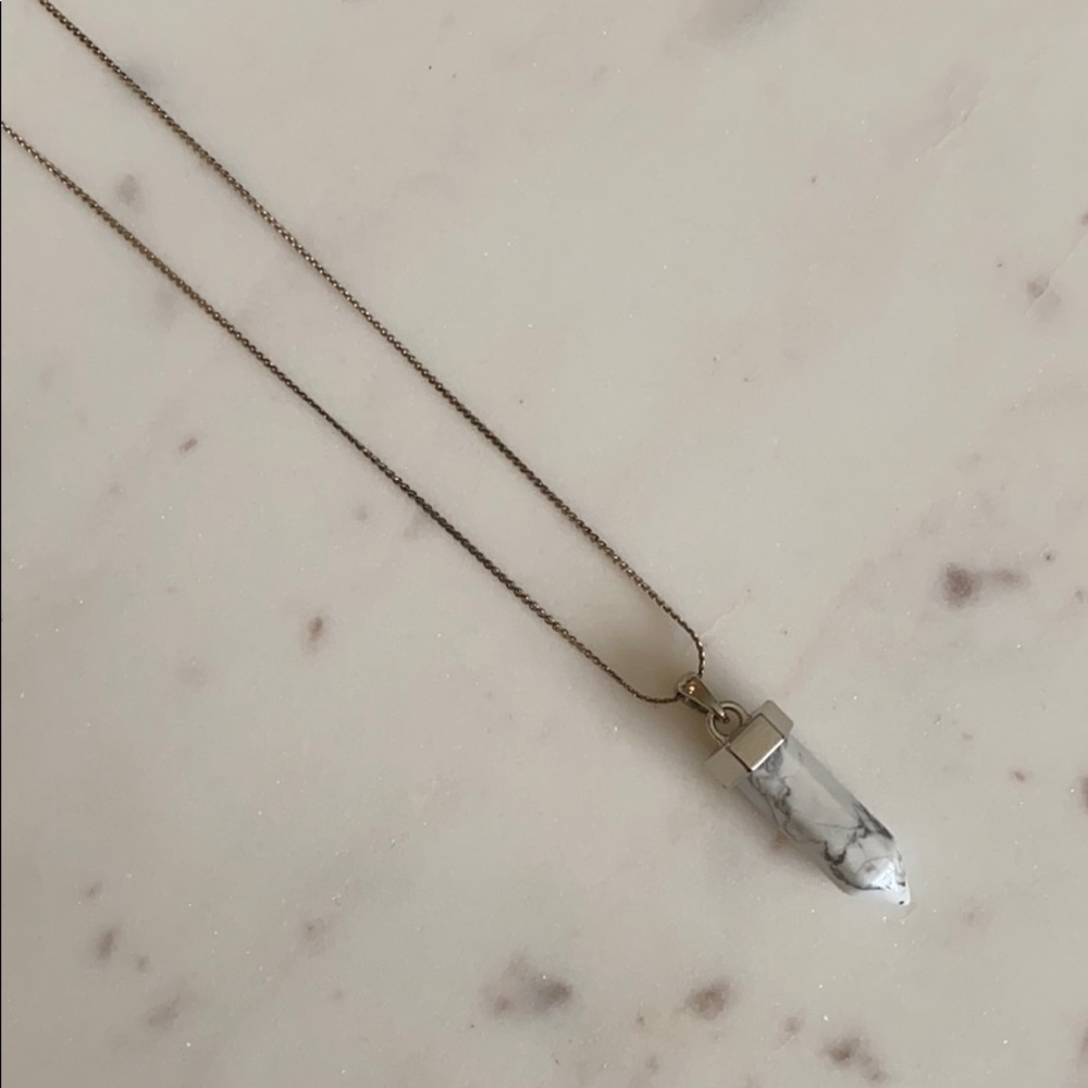 Marble crystal necklace